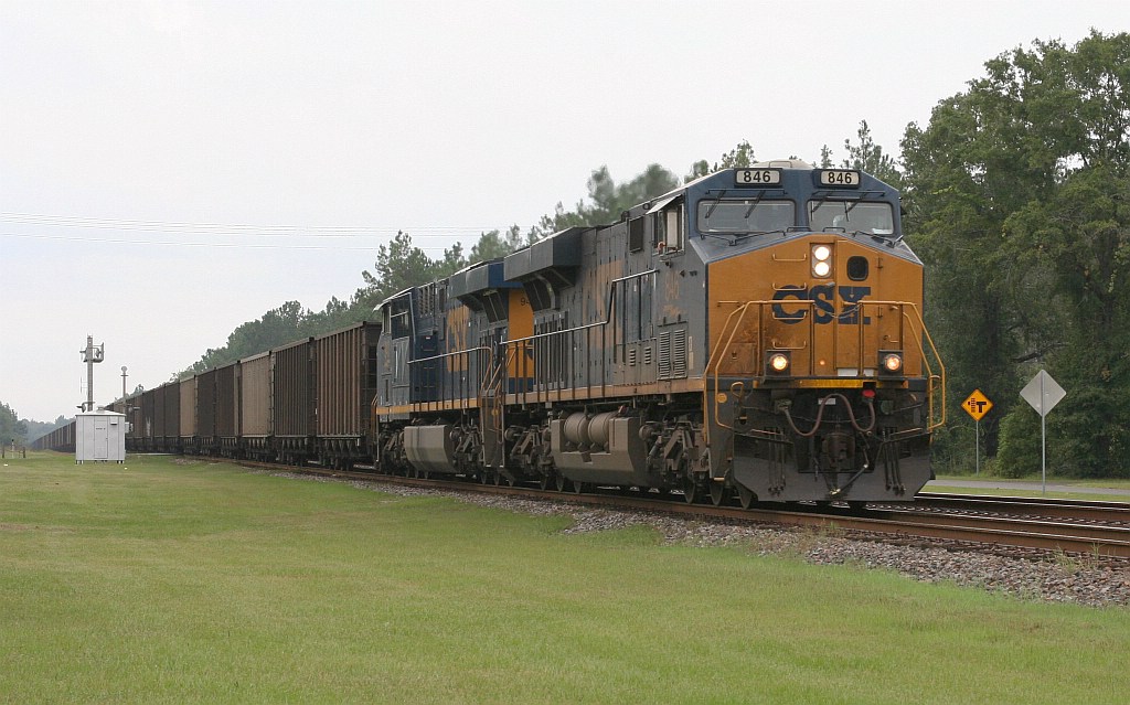 CSX 846 leading a NB empty coal train
